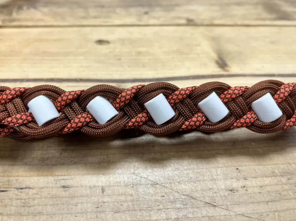 COLLIER ANTI PUCES, TIQUES ET PARASITES DIAMANT   - MARRON & ORANGE